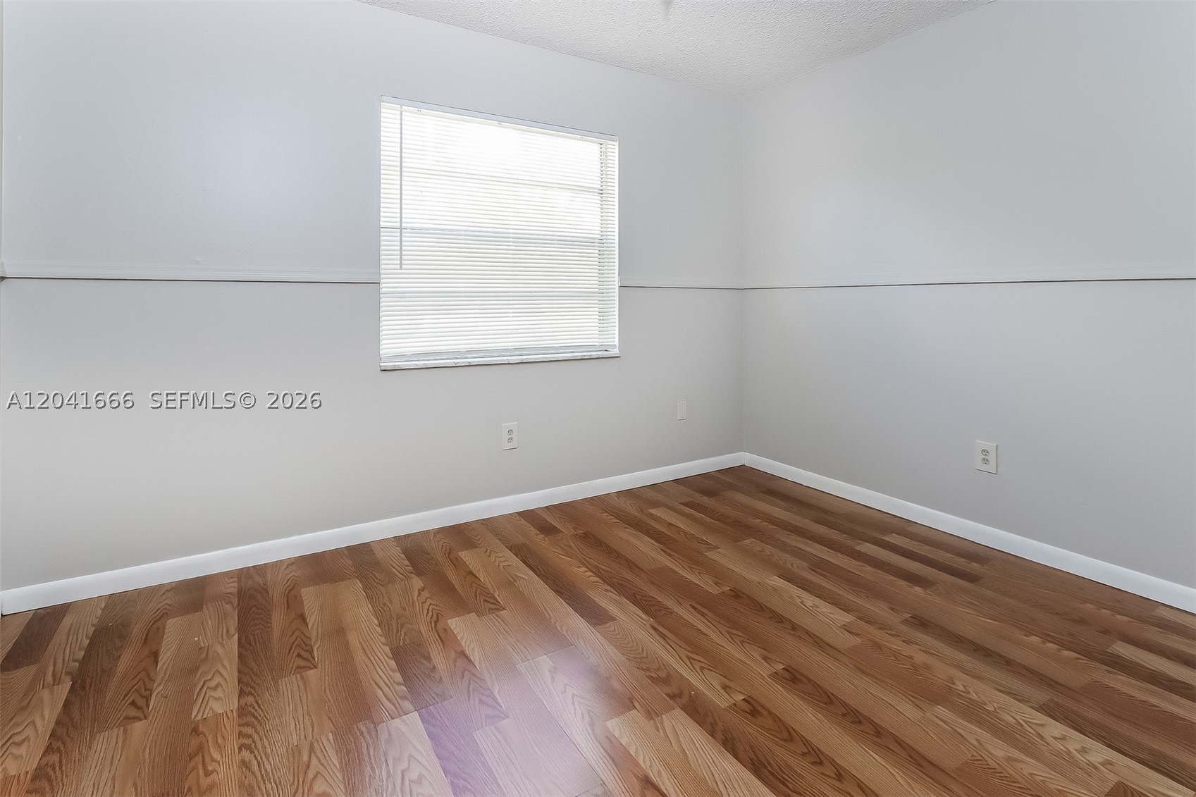 PALM BEACH COLONY SEC 2 - Residential Lease