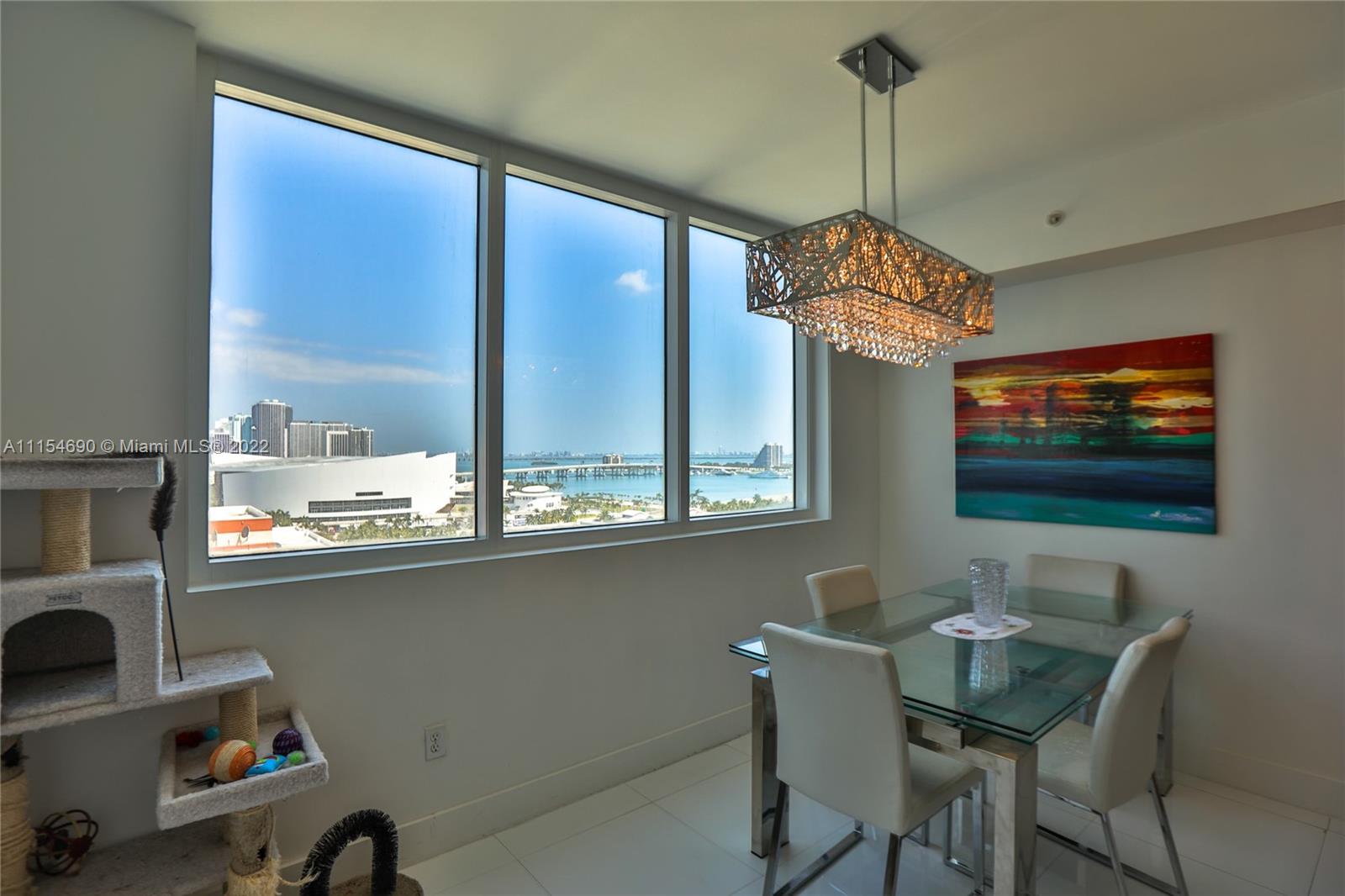 VIZCAYNE NORTH CONDO - Residential Lease