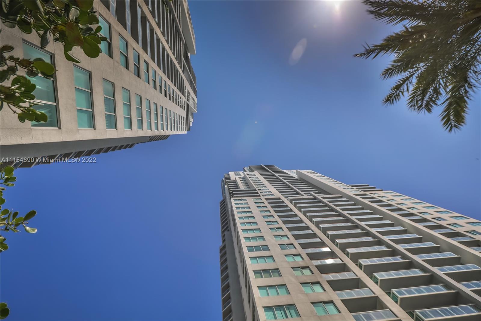 VIZCAYNE NORTH CONDO - Residential Lease