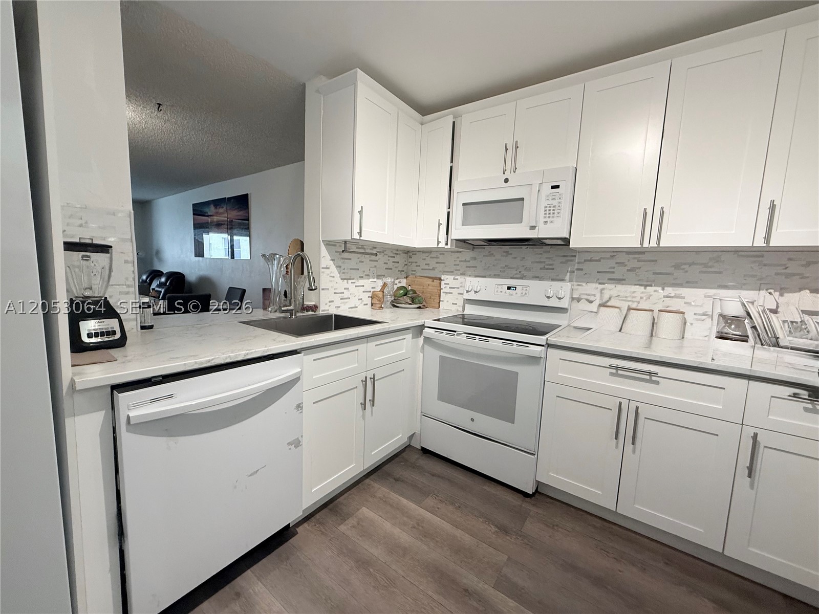 COURTYARDS OF BROWARD - Residential