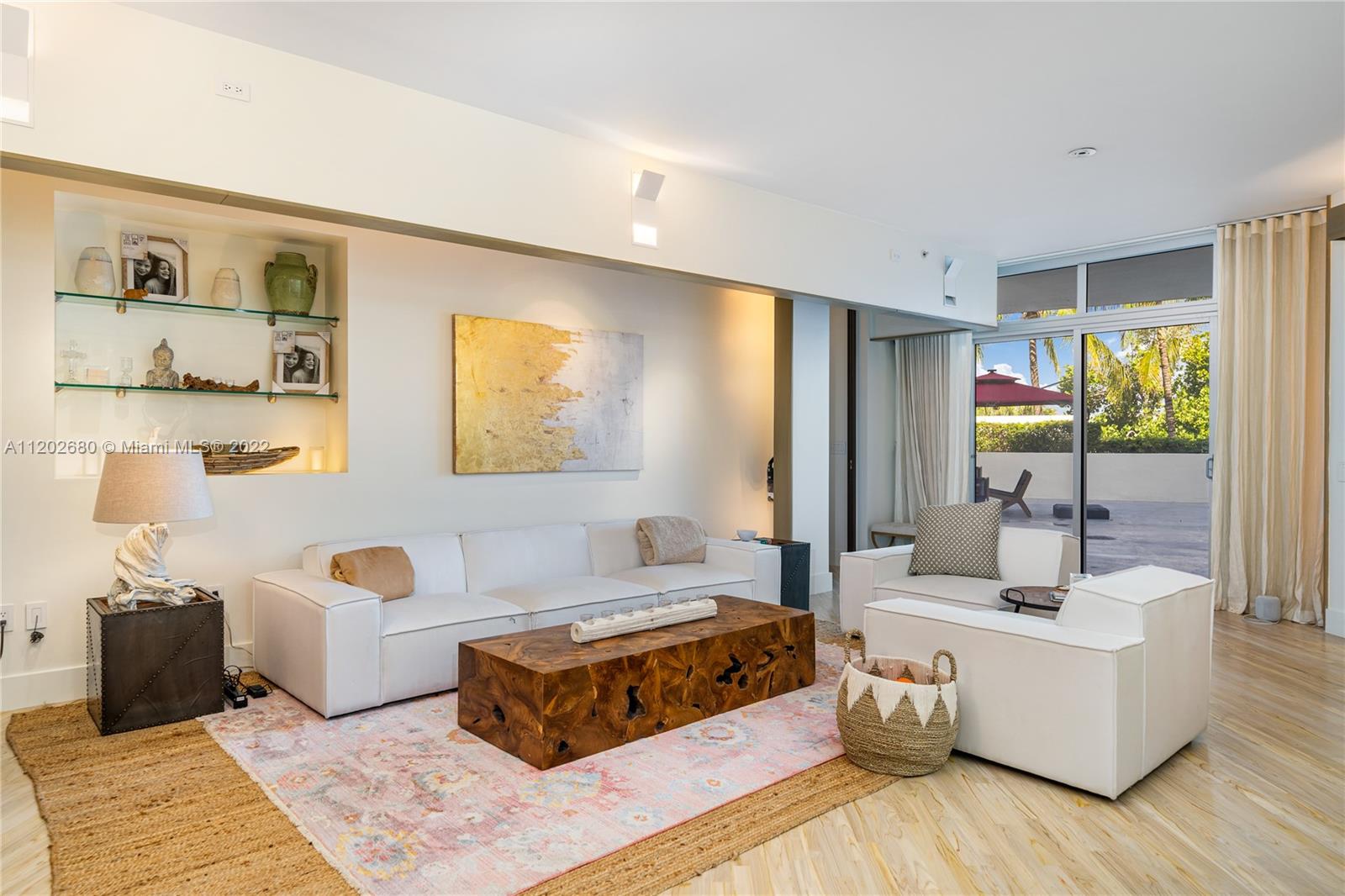 THE MERIDIAN CONDO - Residential