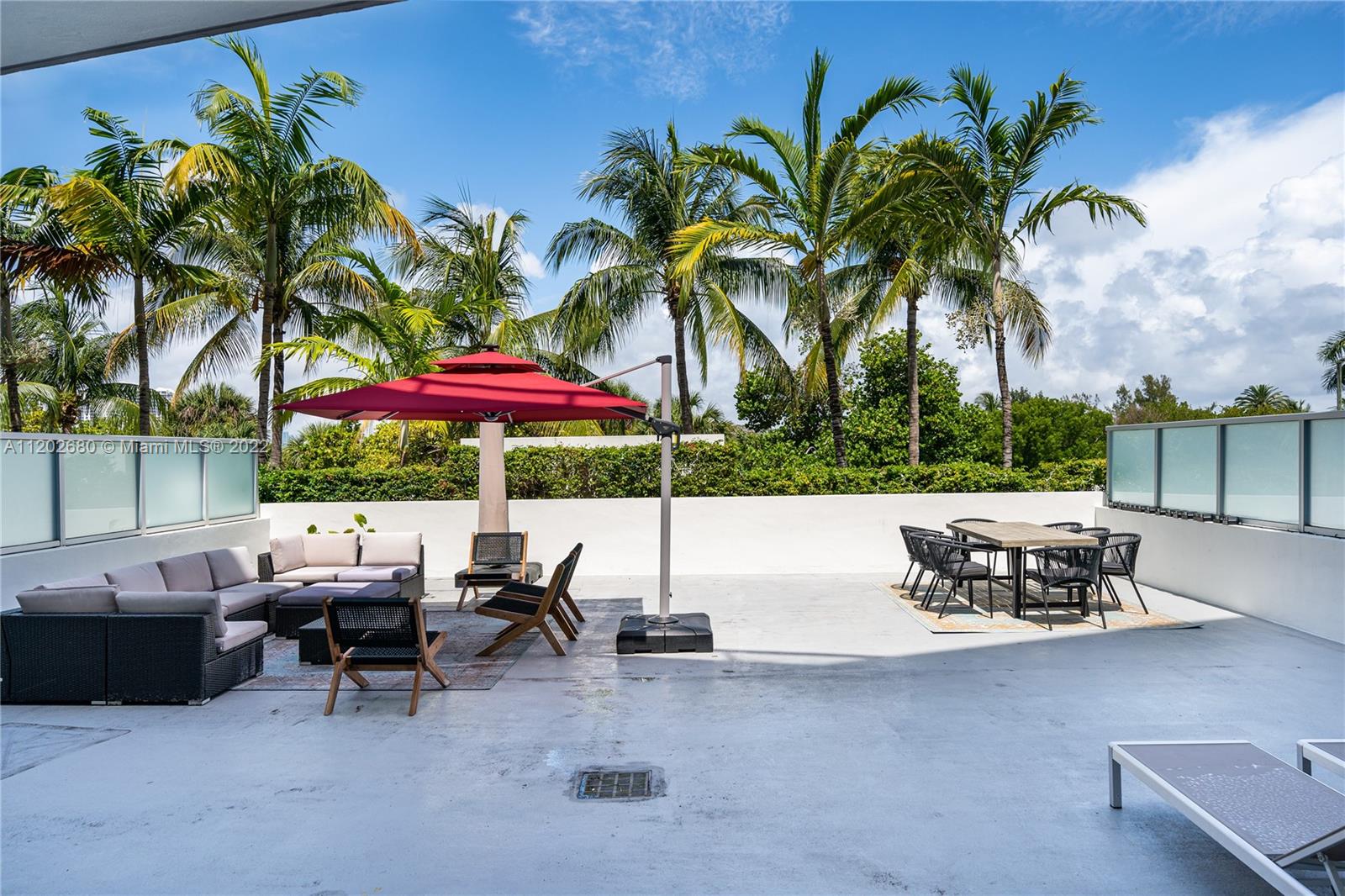 THE MERIDIAN CONDO - Residential