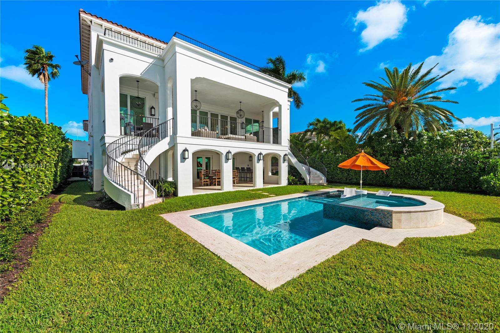 TREASURE ISLAND - Residential