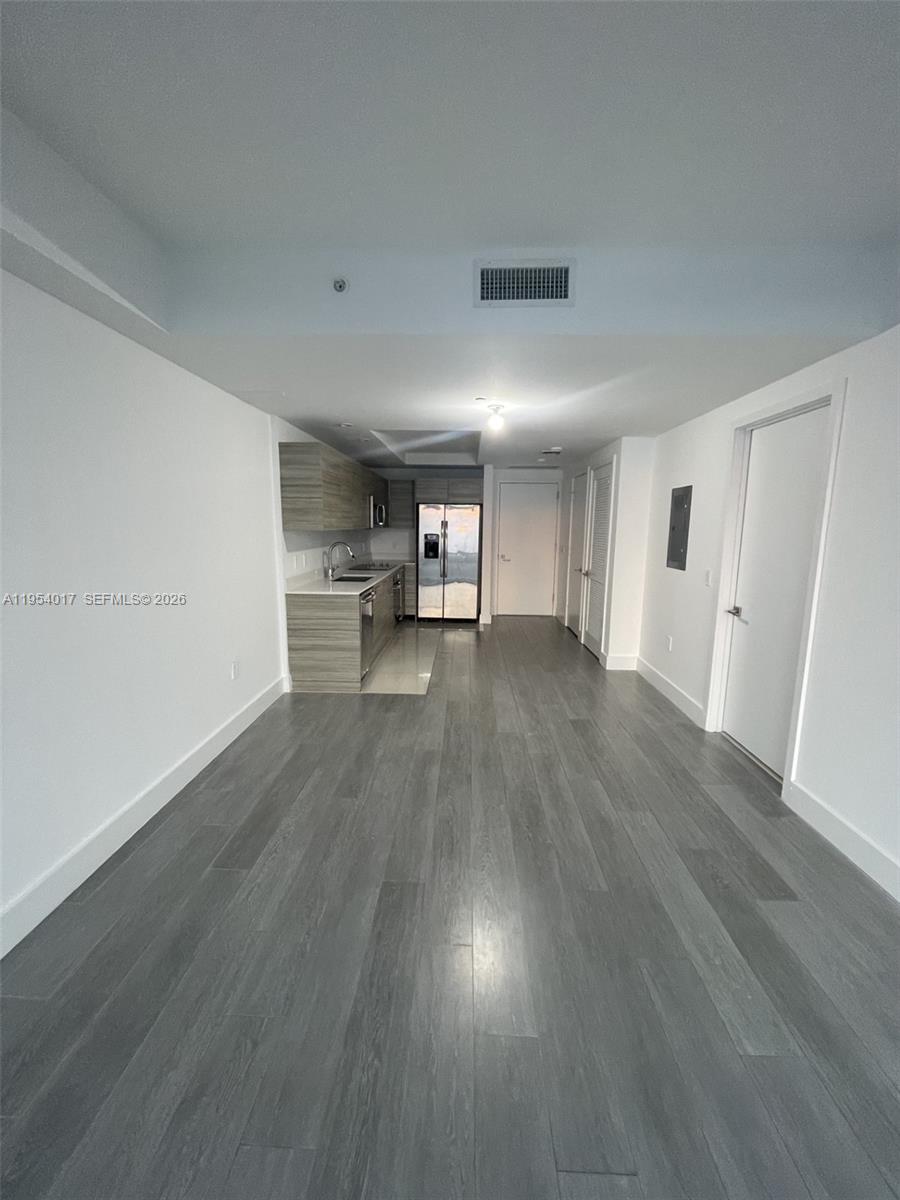 3401 MIDTOWN CONDO - Residential