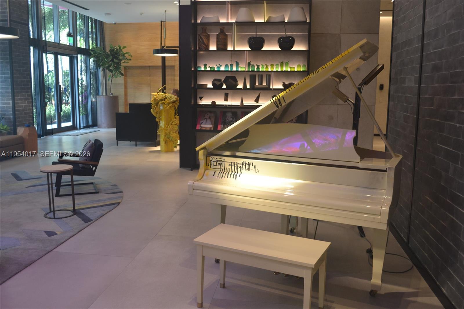 3401 MIDTOWN CONDO - Residential