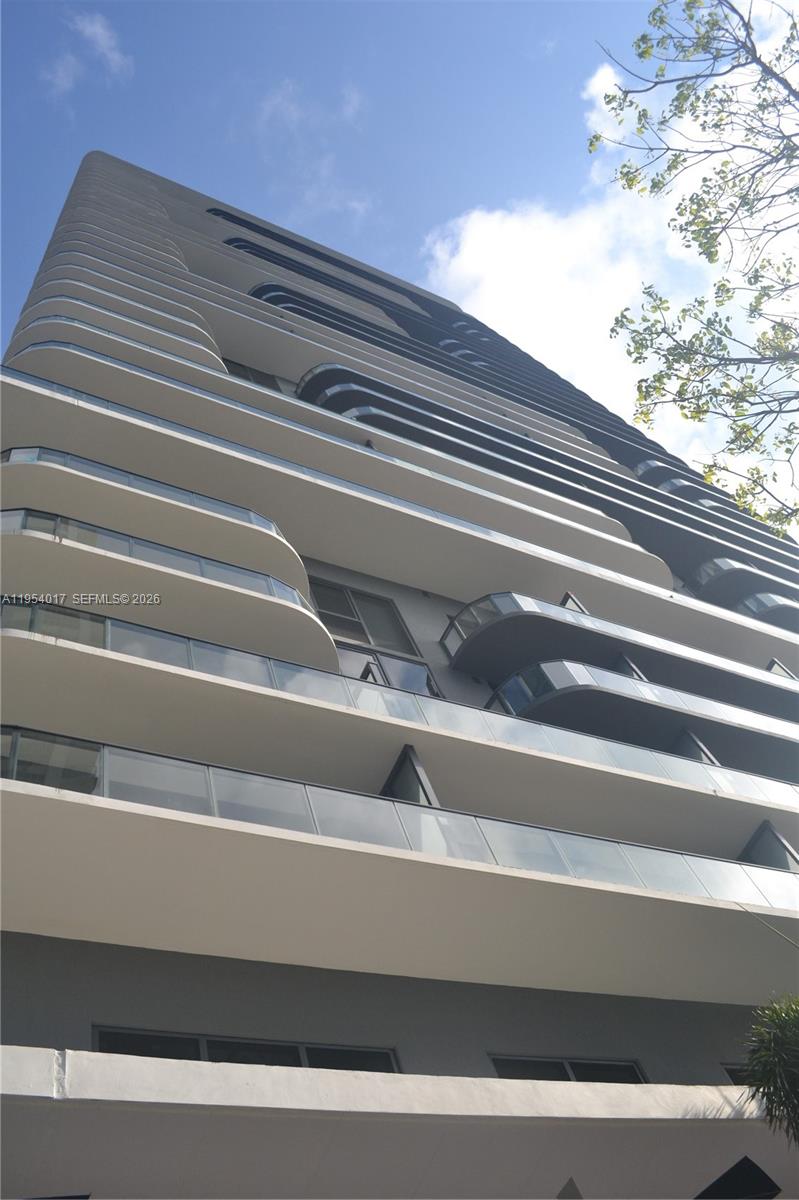 3401 MIDTOWN CONDO - Residential