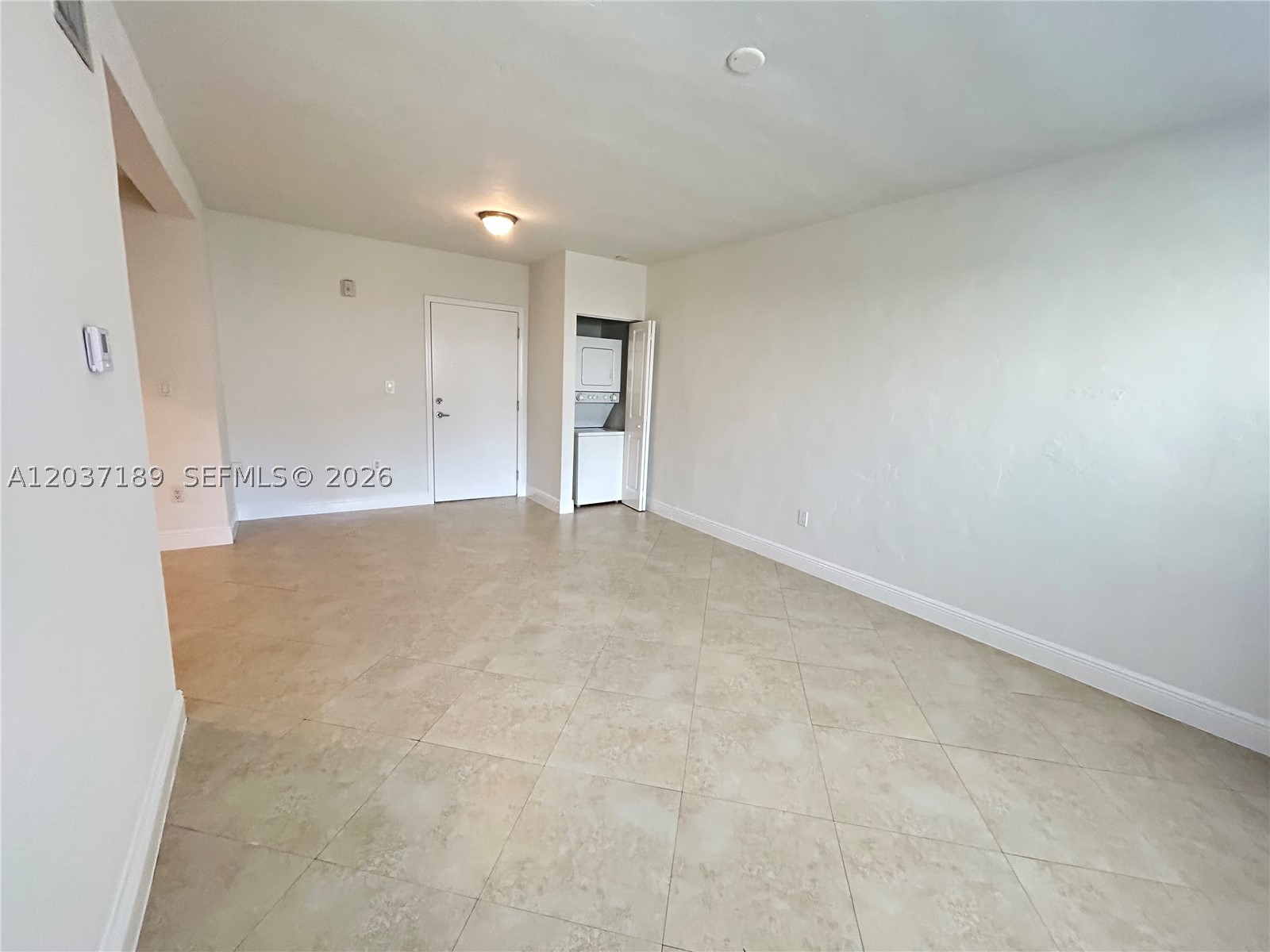 FAIRGREEN R/S - Residential Lease