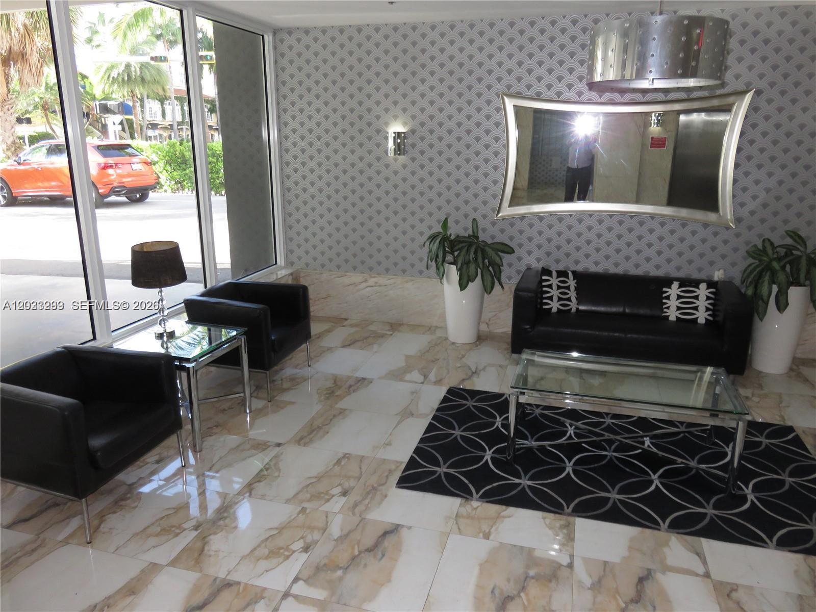ISLANDER CONDO APTS - Residential Lease
