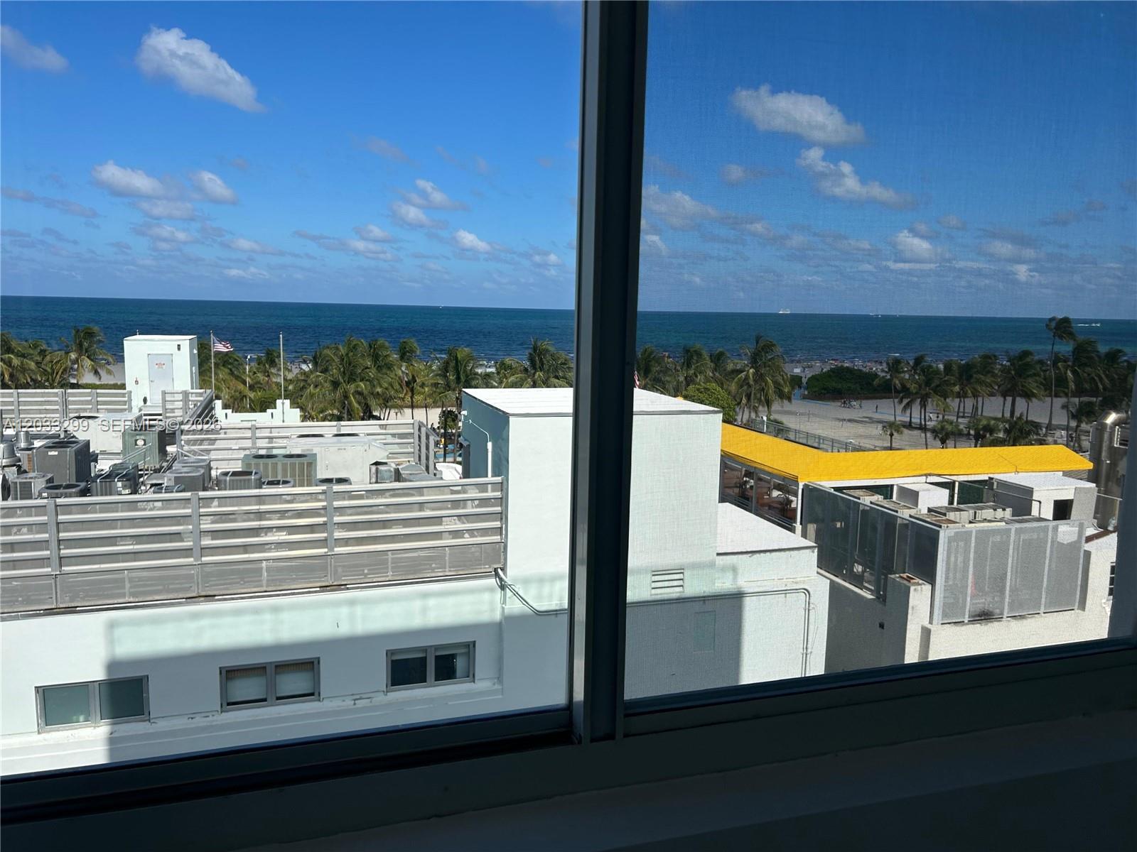 ISLANDER CONDO APTS - Residential Lease