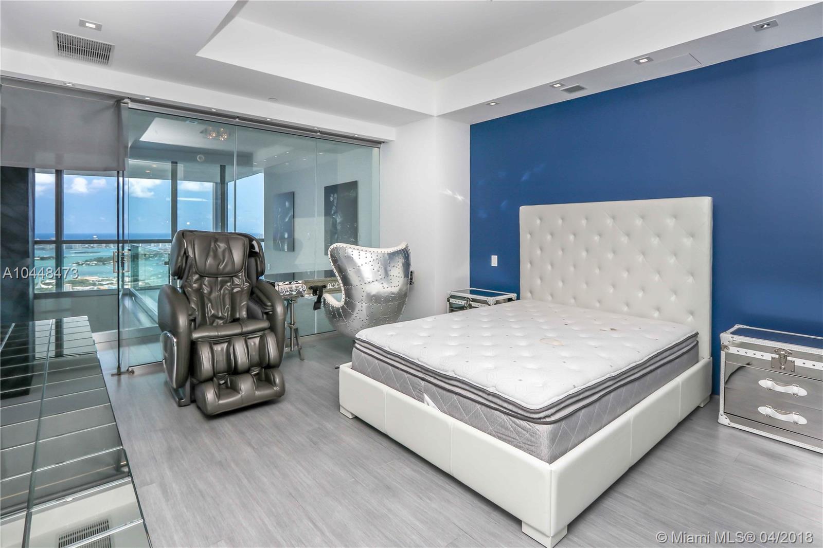 MARQUIS CONDO - Residential