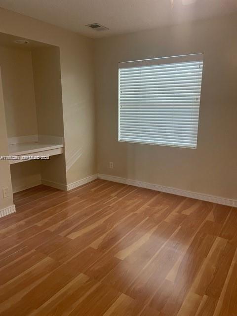 SUMMERBREEZE CONDO - Residential