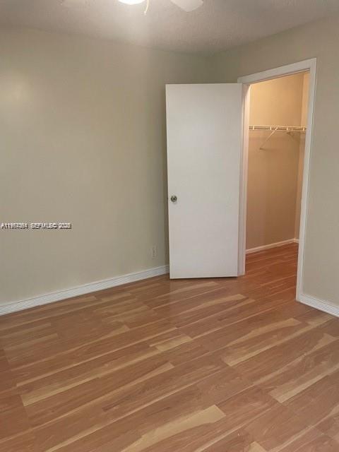SUMMERBREEZE CONDO - Residential