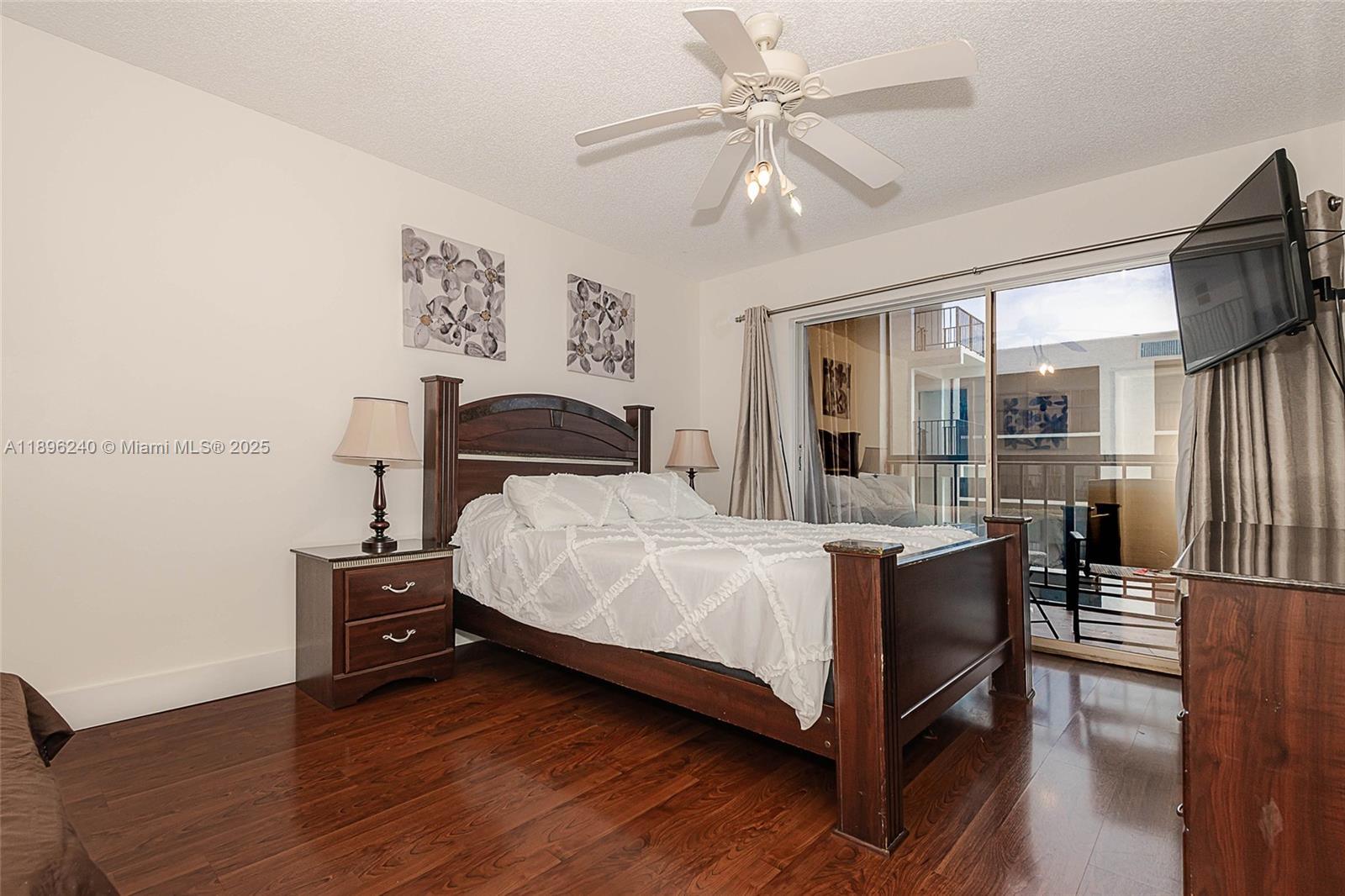 LE CARTIER CONDO - Residential