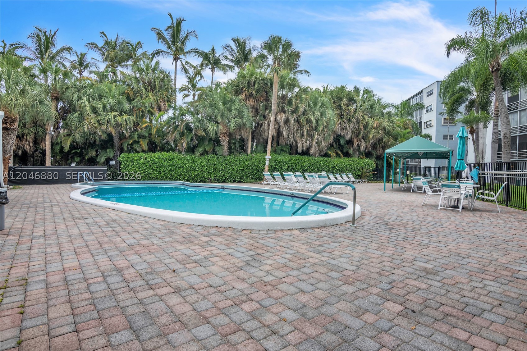 FAIRWAYS ROYALE CONDO - Residential