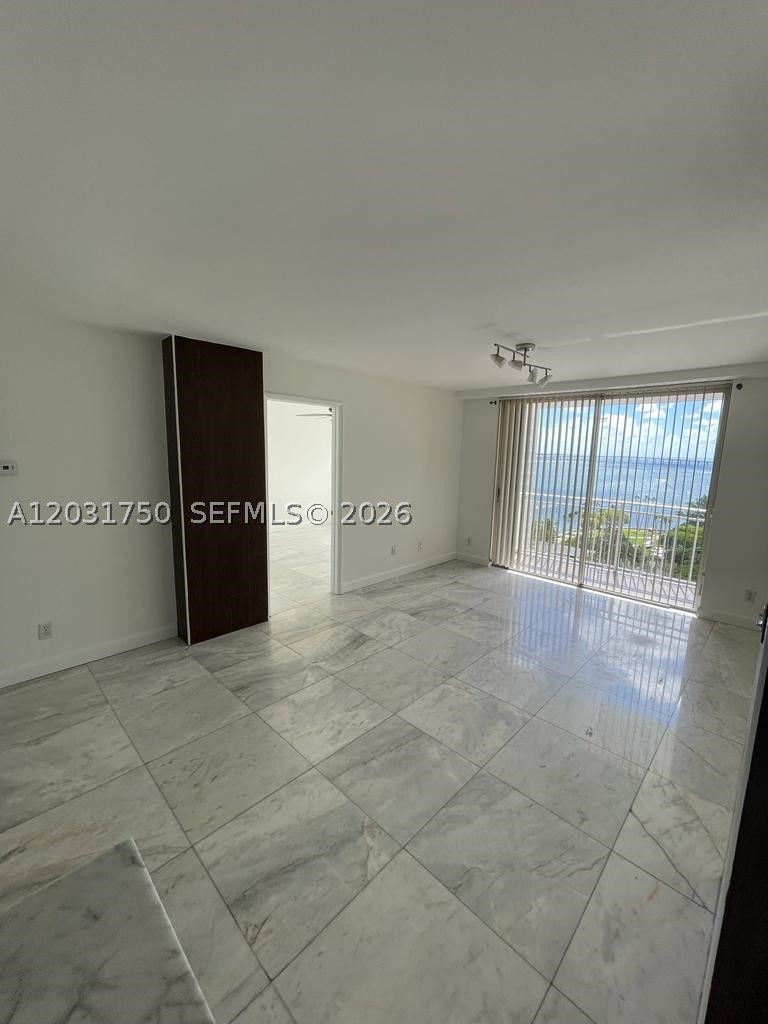 Beautiful 2/2 apartment on Brickell Key! Offering Breathtaking Bay view from every room, Marble floors, renovated kitchen with Marble countertop, SS appliances,  New Washer & Dryer, window shutters, bright and spacious. 24/7 Security services, Valet and on-site Management Office. Fully equipped Bayfront fitness center, huge Entertainment center with lounge. ONE cover parking space. Pool area, Tennis courts and BBQ area with PANORAMIC OBSERVATION DECK & out door Bar. Walking distance to Brickell City Center , Bank District and Restaurants.
 For showing instructions, PLEASE see Brokers Remarks. Due to the  construction of the Mandarin Residences, there will be noise between 7 AM and 5 PM. We are looking for a Tenant that DO NOT WORK  from home.