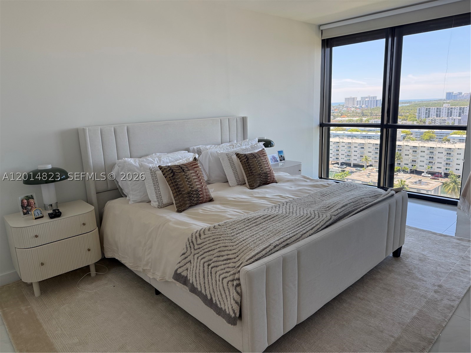 2000 ISL BLVD WILLIAMS IS - Residential