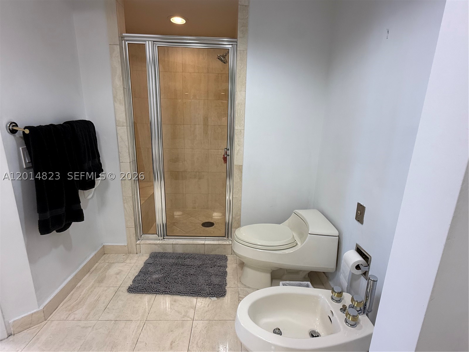 2000 ISL BLVD WILLIAMS IS - Residential