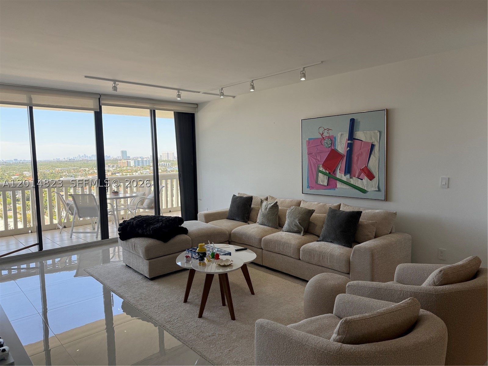 2000 ISL BLVD WILLIAMS IS - Residential