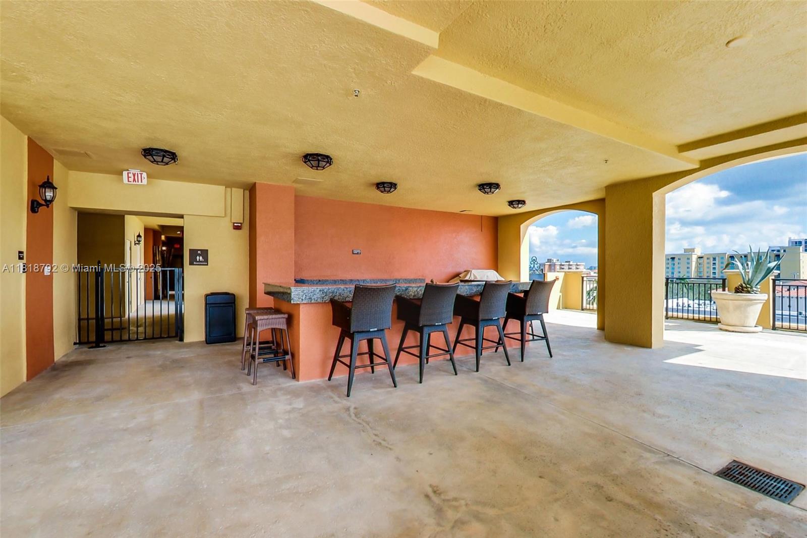 THE PONCE DE LEON CONDO - Residential Lease