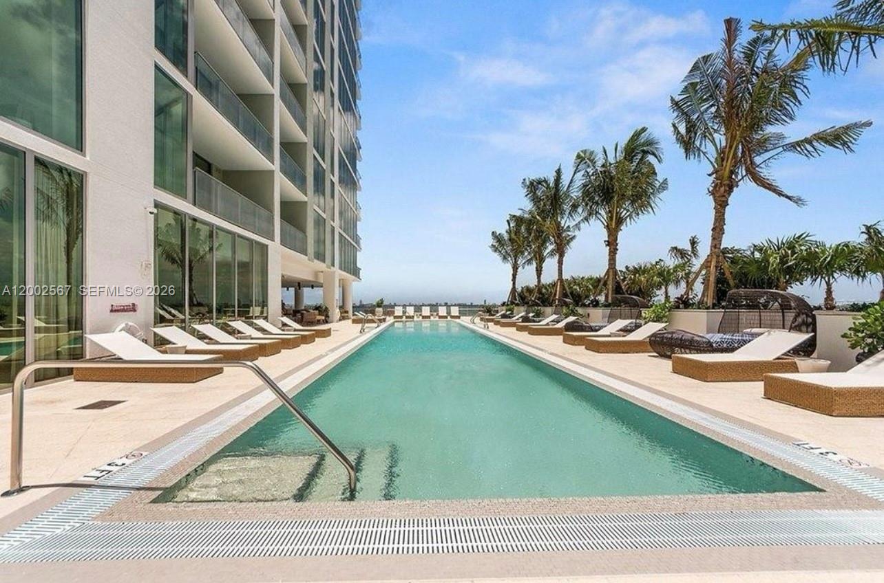 BISCAYNE BEACH CONDO - Residential