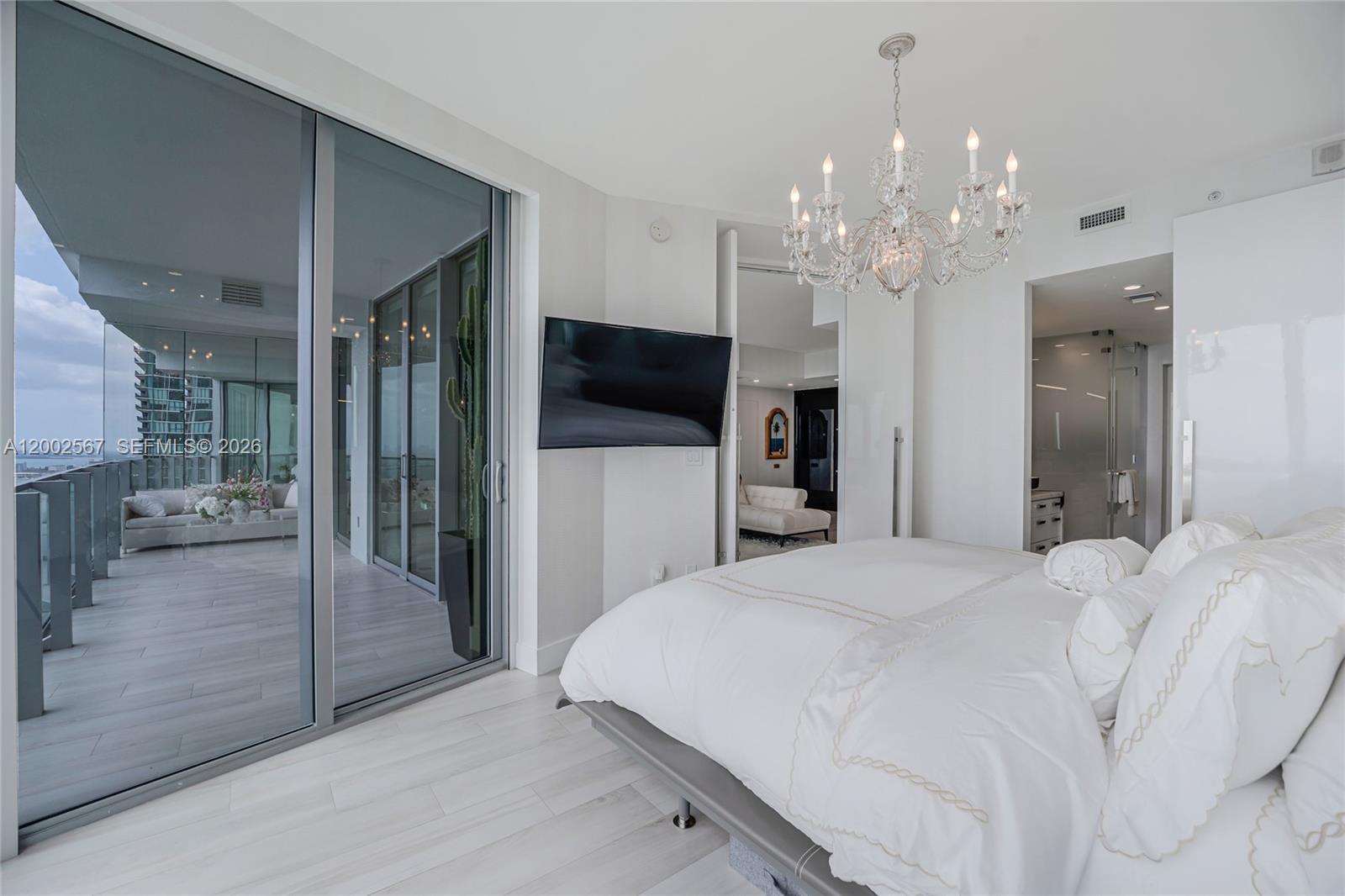 BISCAYNE BEACH CONDO - Residential
