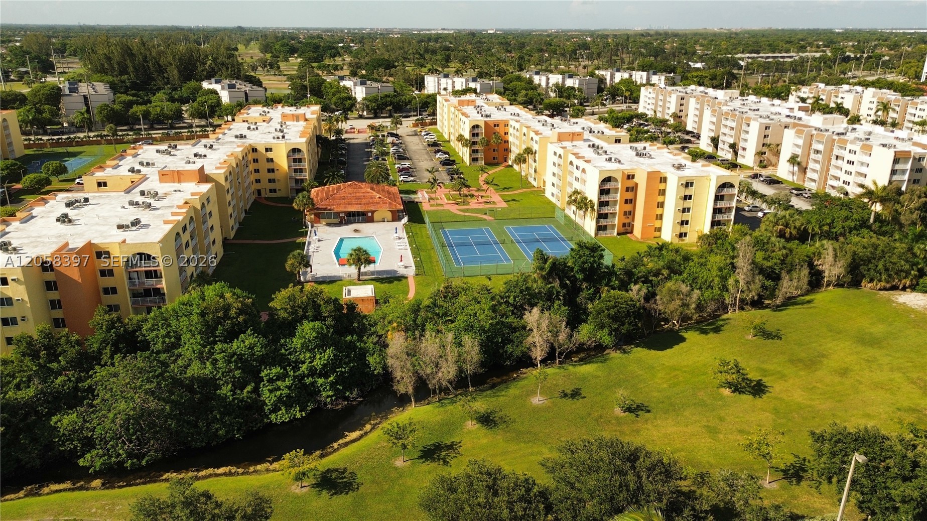 CORAL GATE WEST CONDO - Residential