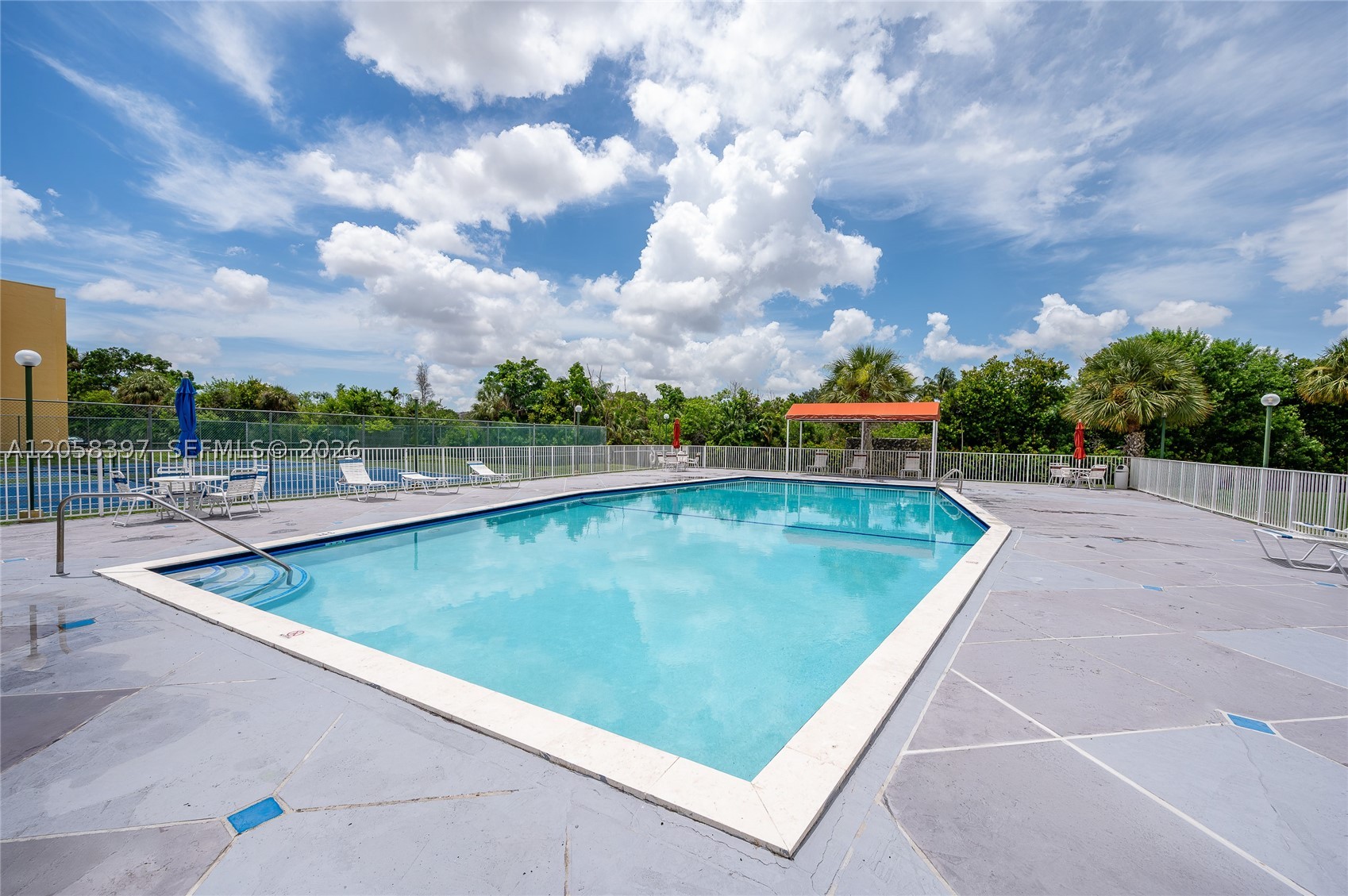 CORAL GATE WEST CONDO - Residential