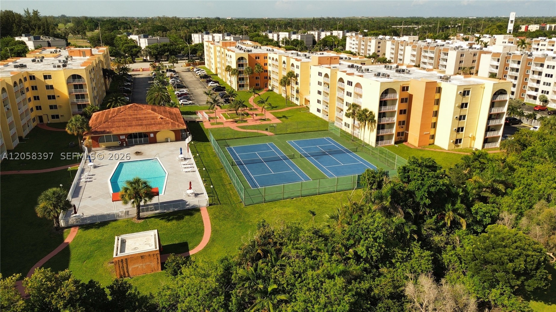 CORAL GATE WEST CONDO - Residential