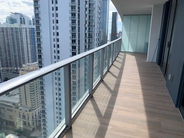 1010 BRICKELL CONDO - Residential Lease