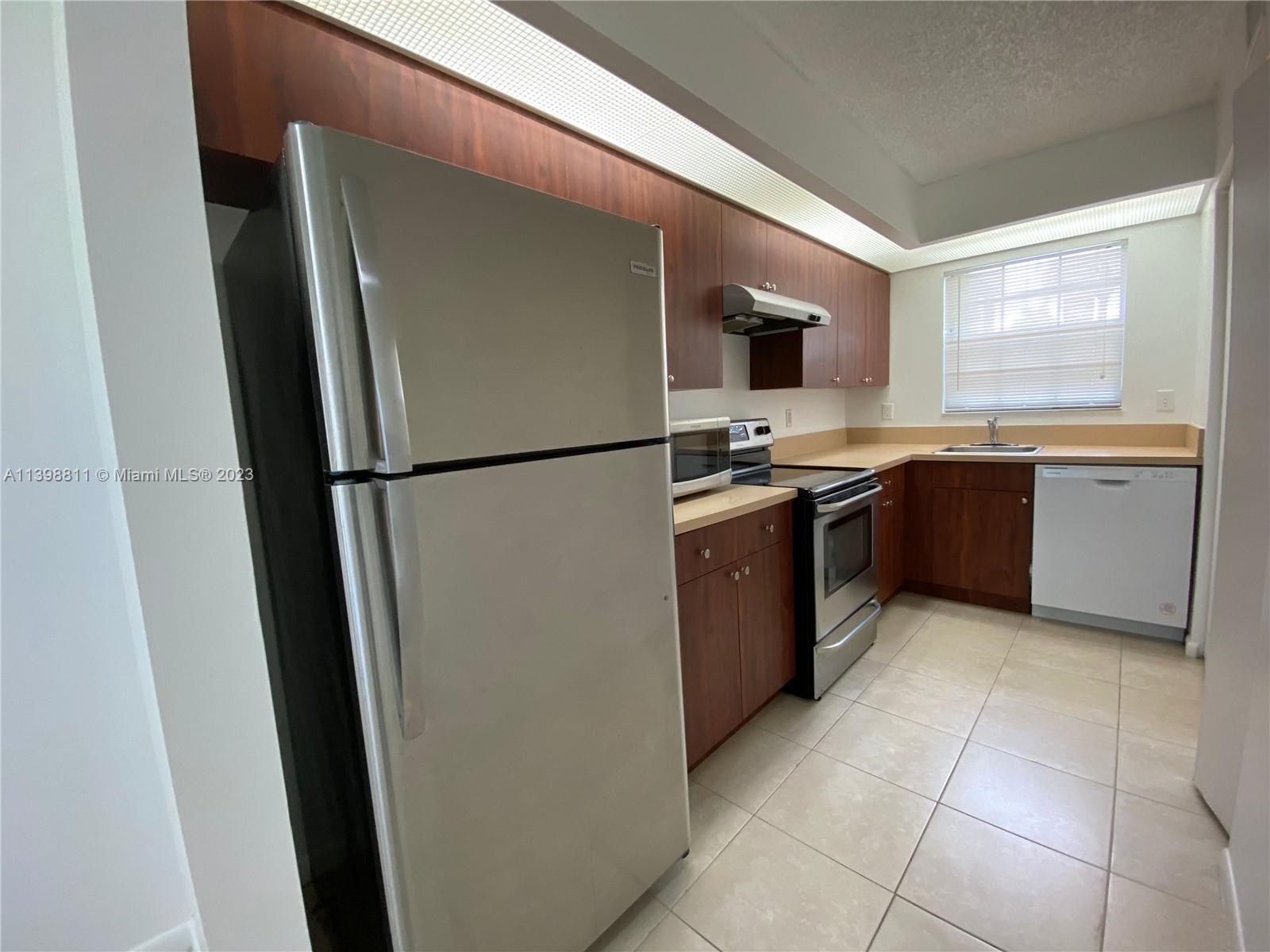 KEY GATE CONDO NO FIVE - Residential Lease