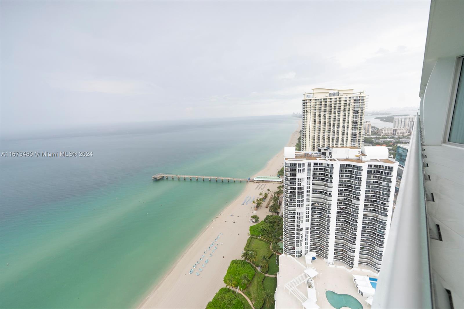 JADE SIGNATURE CONDO - Residential