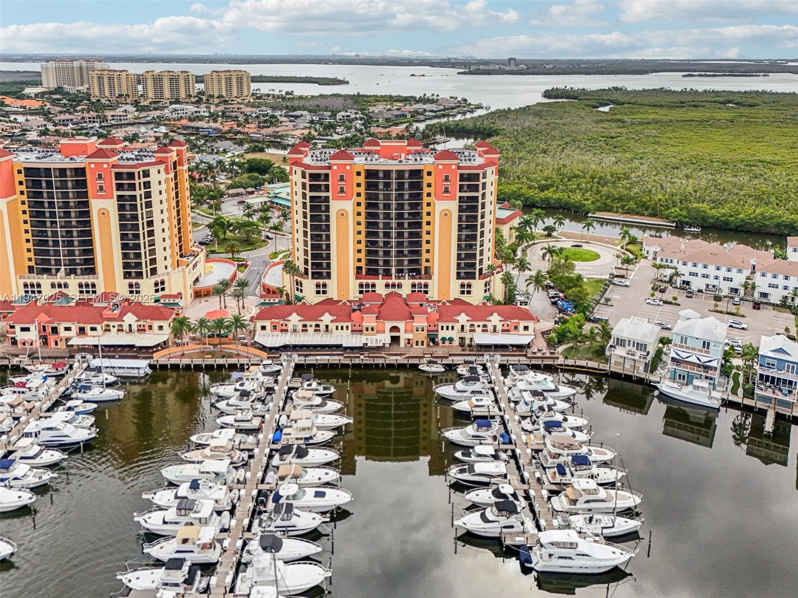 MARINA SOUTH II - Residential