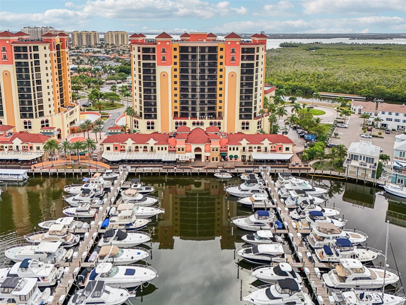 MARINA SOUTH II - Residential