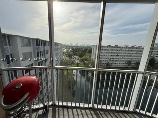 JADE WINDS GROUP - - Residential