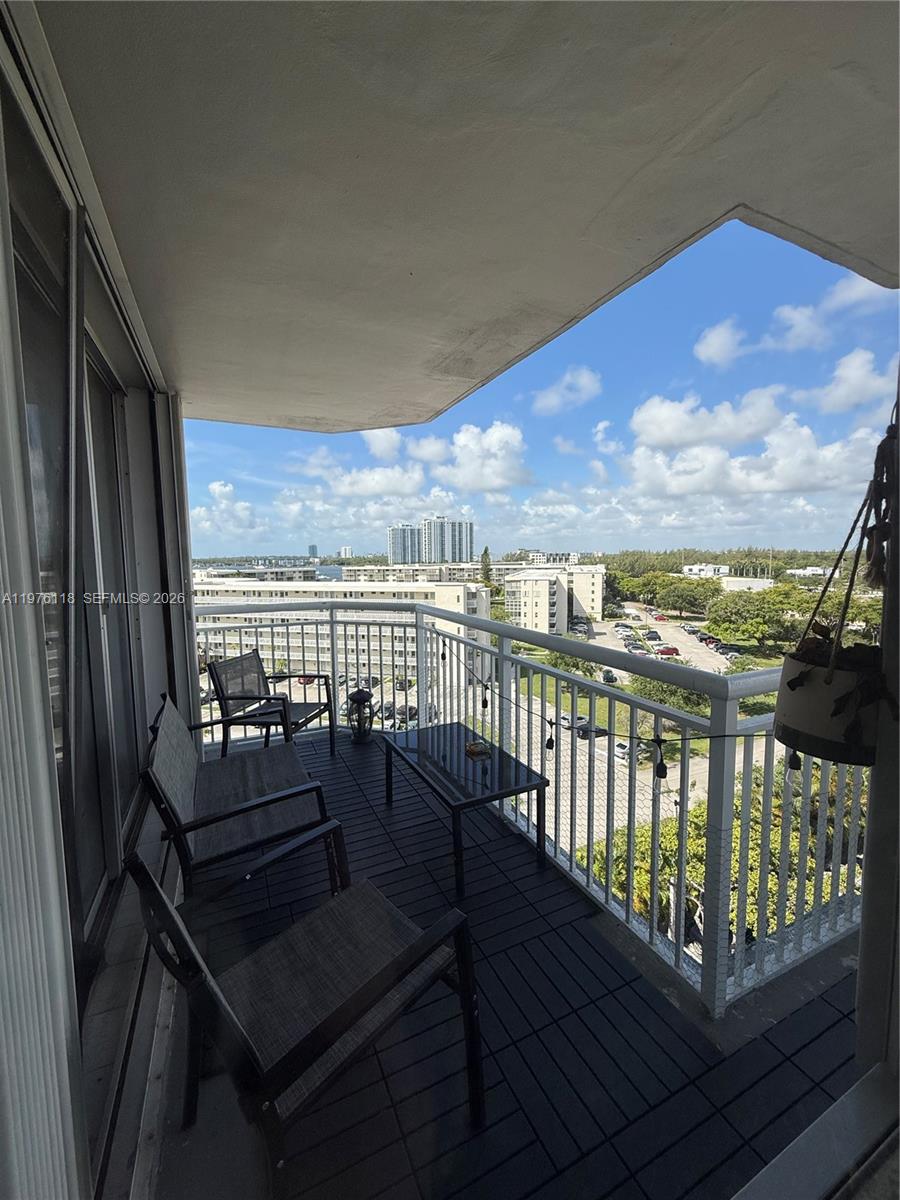 DEL PRADO MARINA - Residential