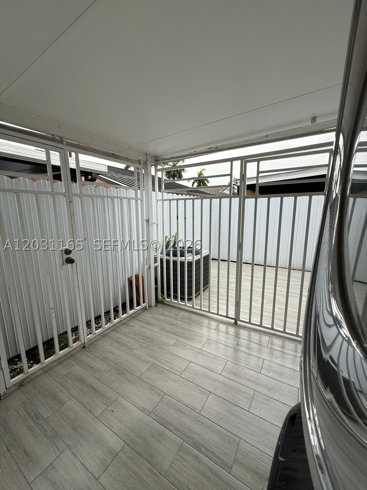 BILTMORE VILLAS SEC I - Residential Lease