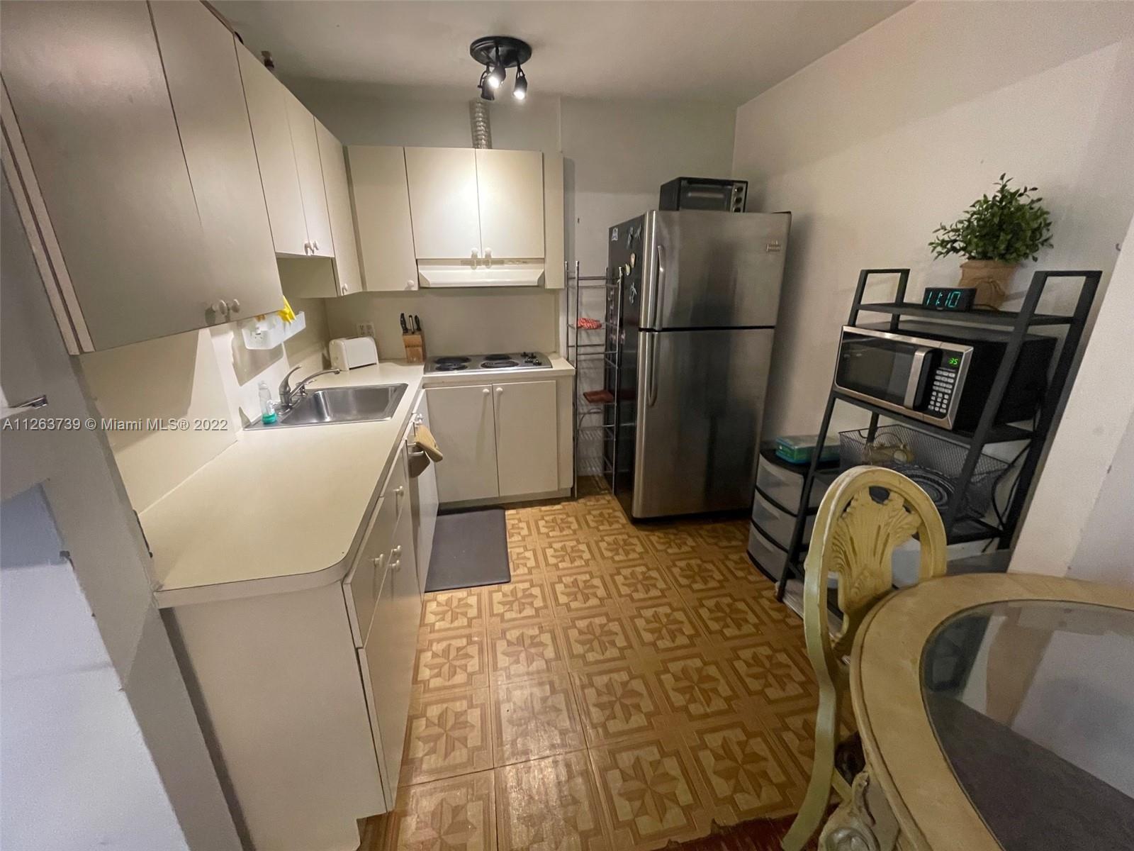 CAROLINA HEIGHTS 2ND SEC - Residential Lease
