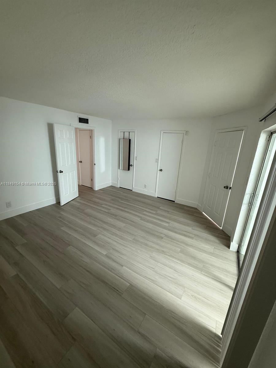 SUNRISE TOWNE PREFERRED 3 - Residential Lease