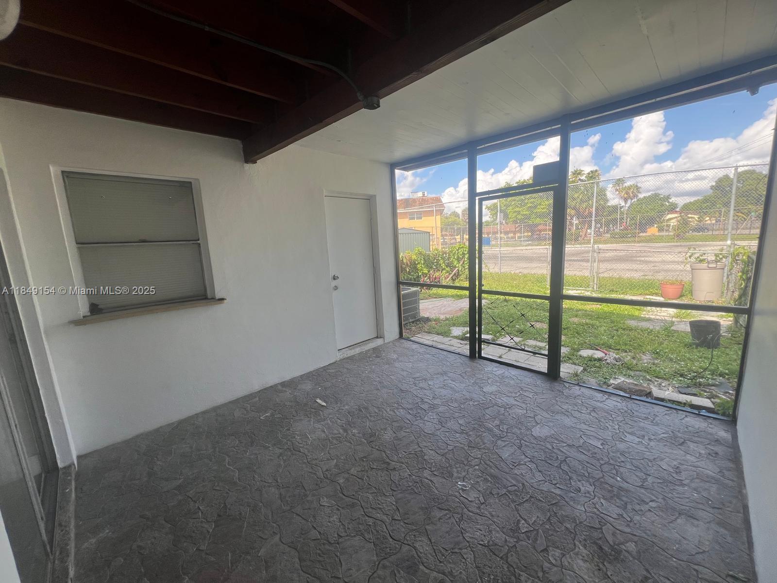SUNRISE TOWNE PREFERRED 3 - Residential Lease