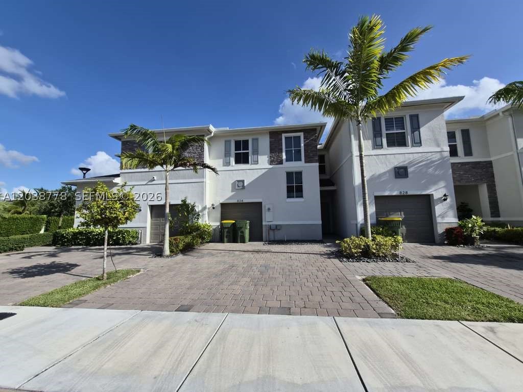 CEDAR AT KEYS GATE - Residential