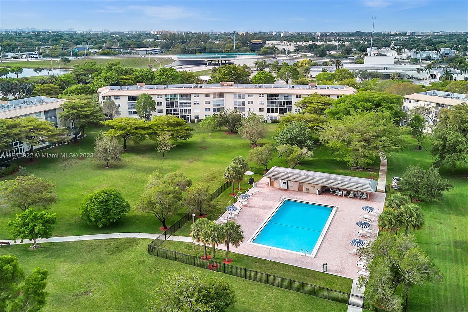 ABACO VILLAGE H CONDO - Residential
