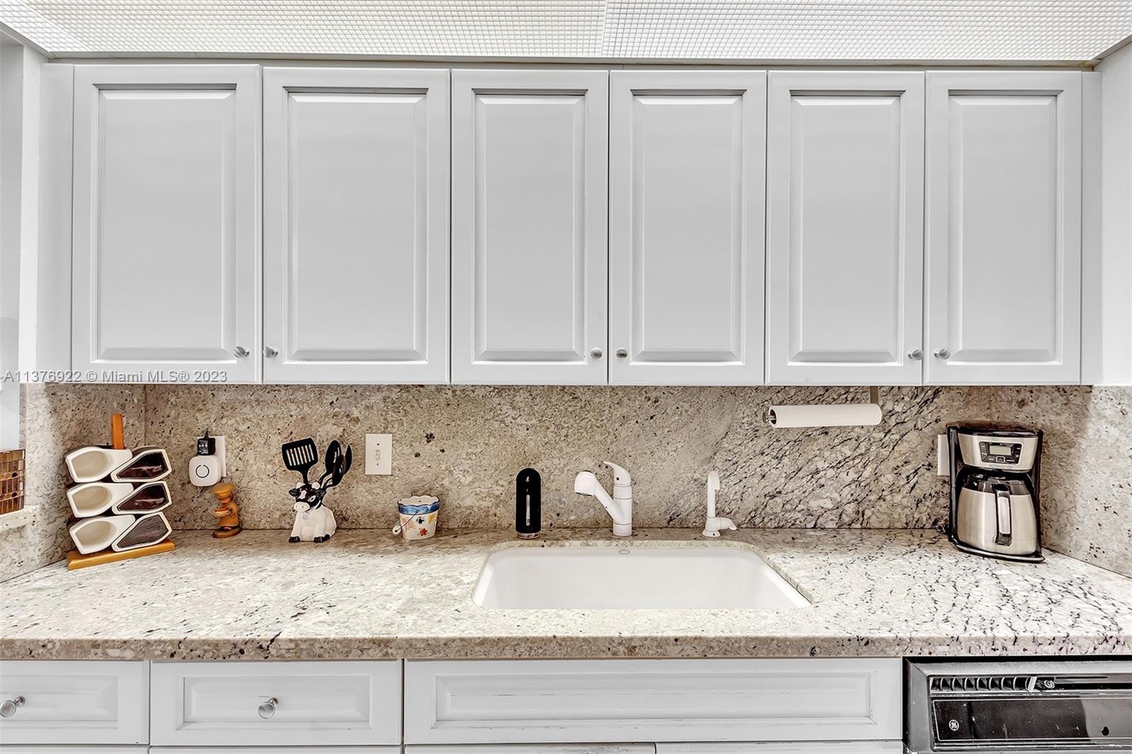 ABACO VILLAGE H CONDO - Residential