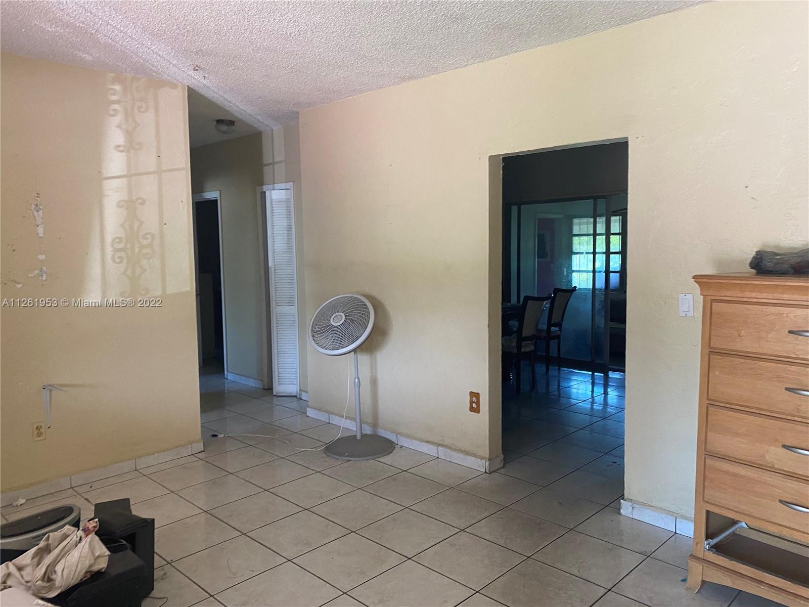 EAST HIALEAH REV PL - Residential