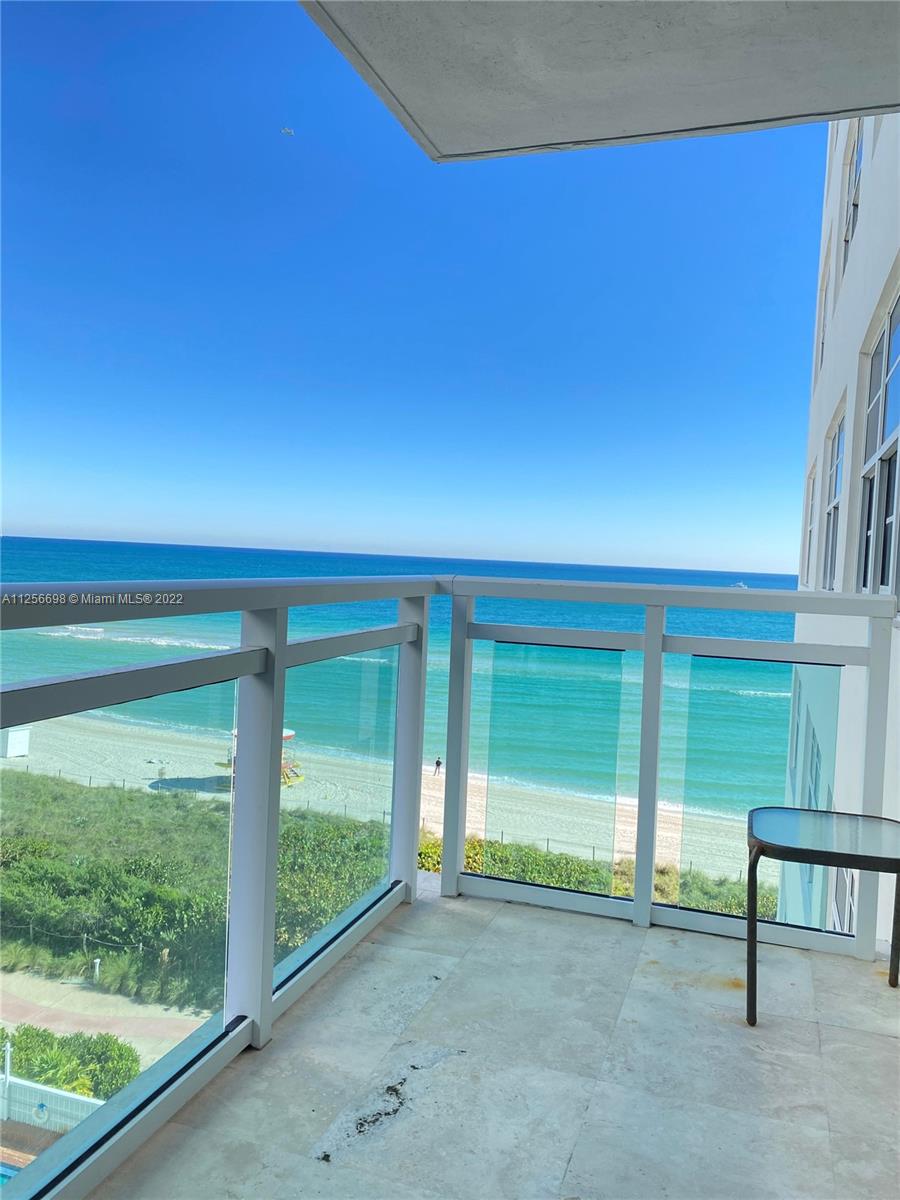 THE COLLINS CONDO - Residential Lease