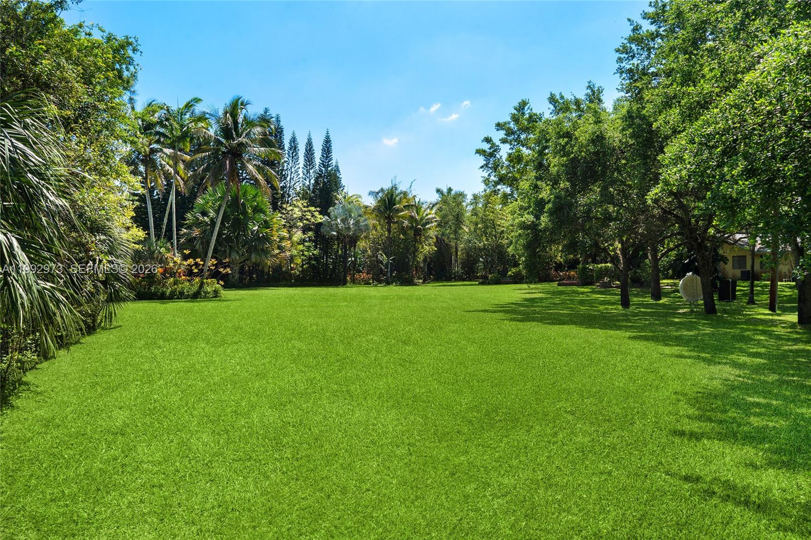 BREEZY OAKS - Residential