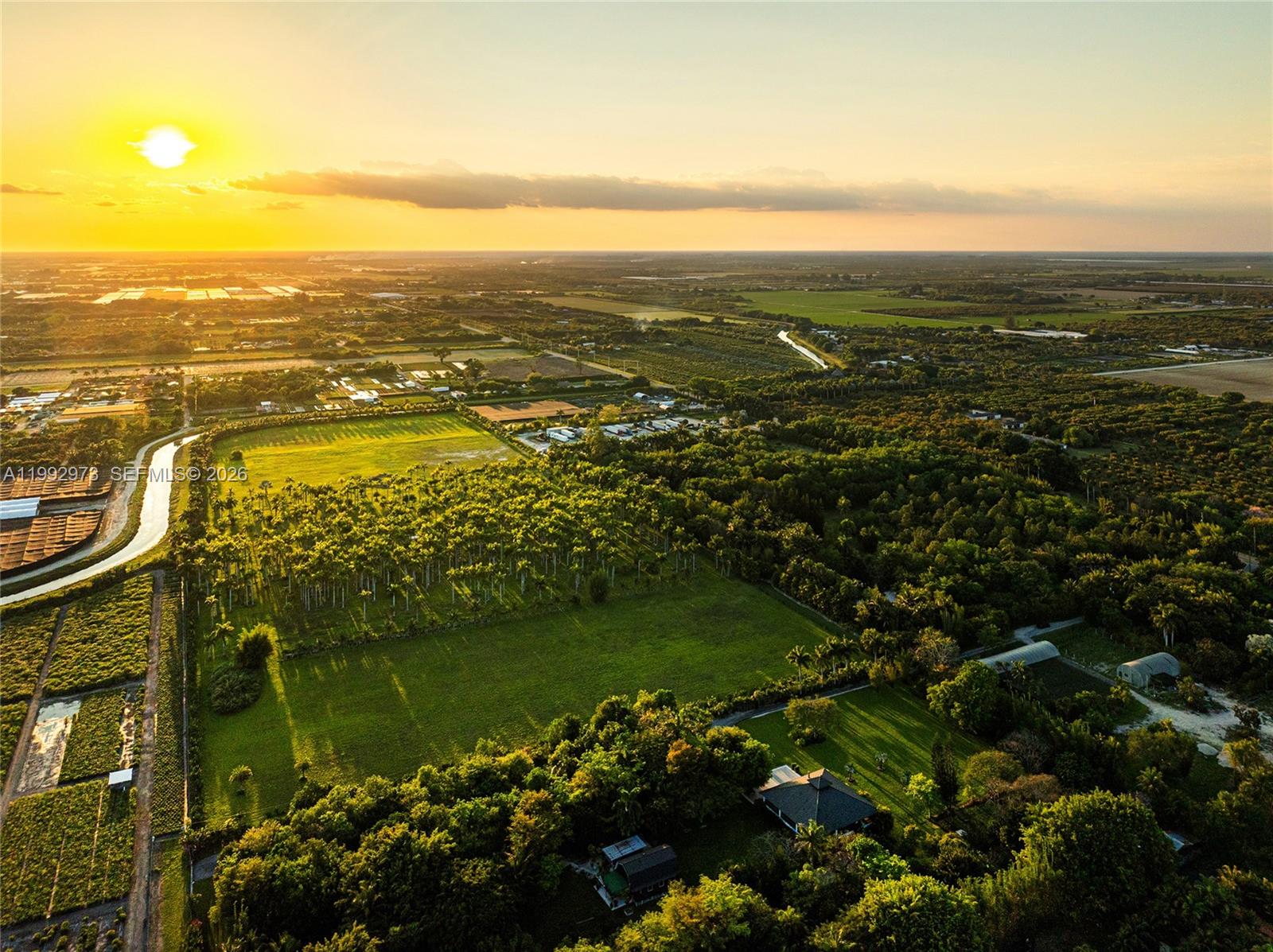 BREEZY OAKS - Residential
