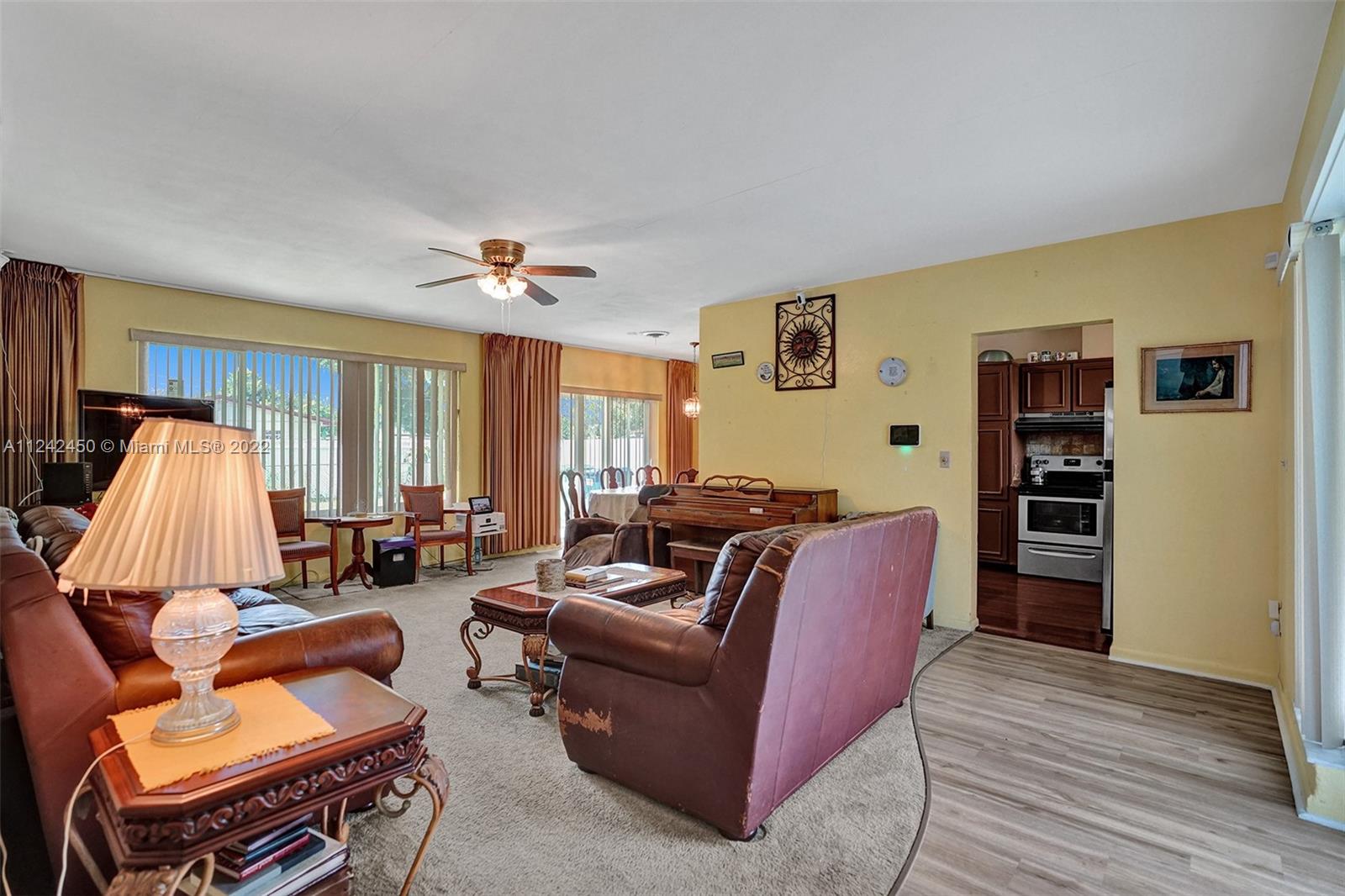 SCOTT LAKE MANOR SEC 8 - Residential