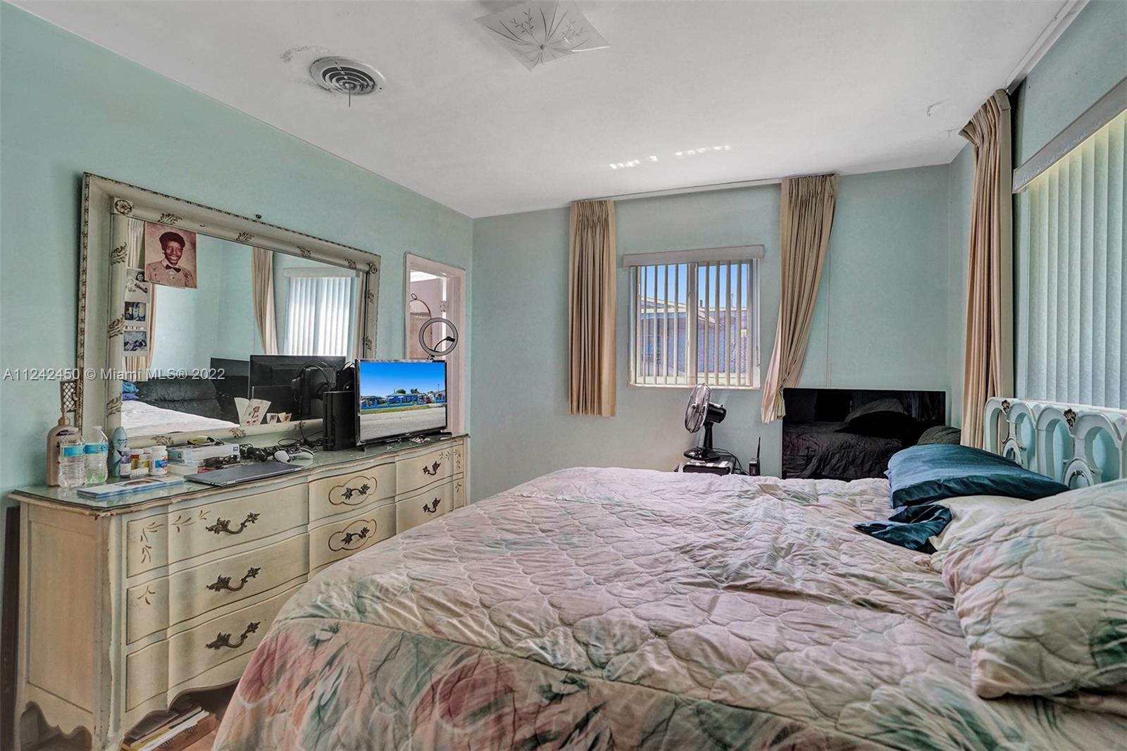 SCOTT LAKE MANOR SEC 8 - Residential