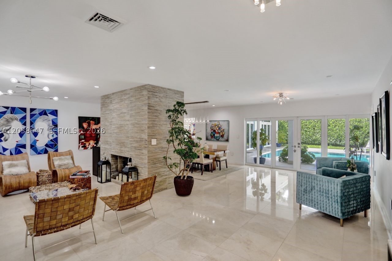 CORAL BAY SEC A AMD PL - Residential Lease