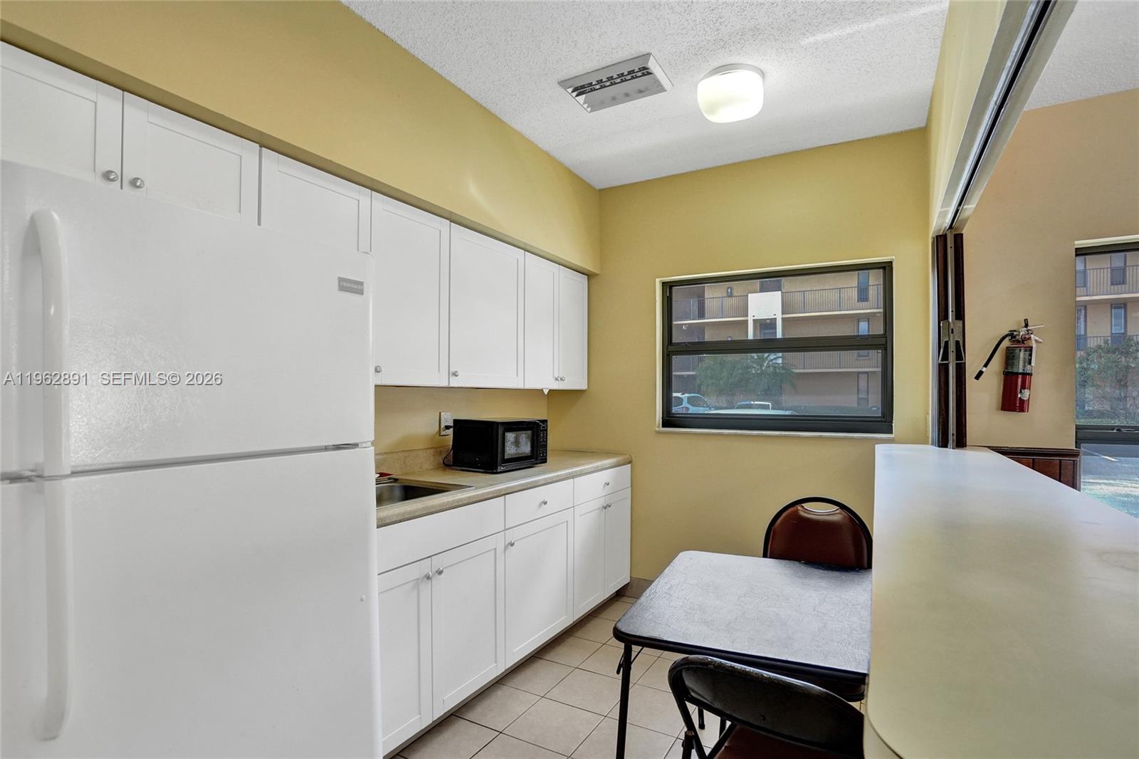 CORAL GATE IV CONDO - Residential